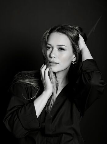 Bethany joy lenz image