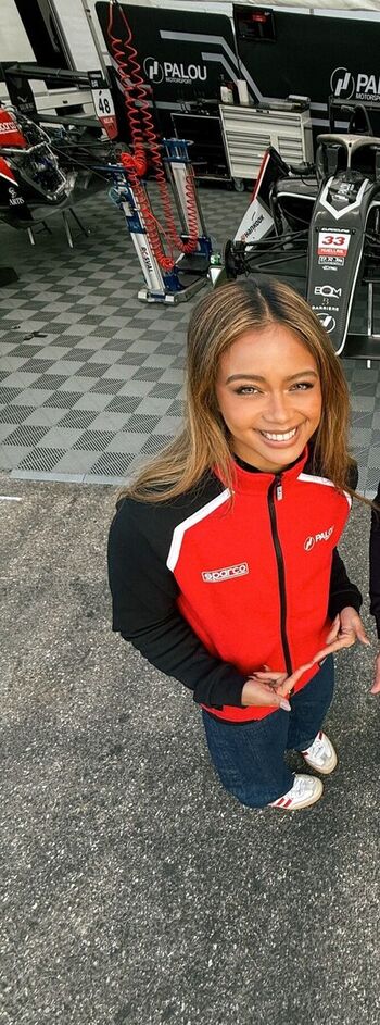 Bianca bustamante image