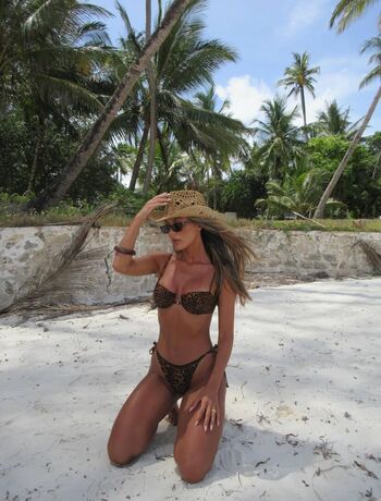 Bianca ingrosso image