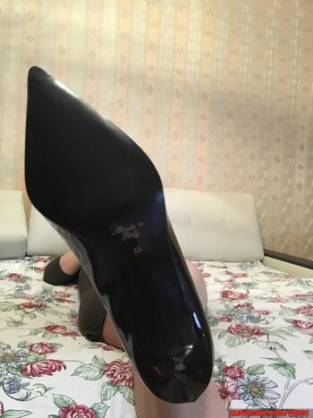 Bigfeetgirls image
