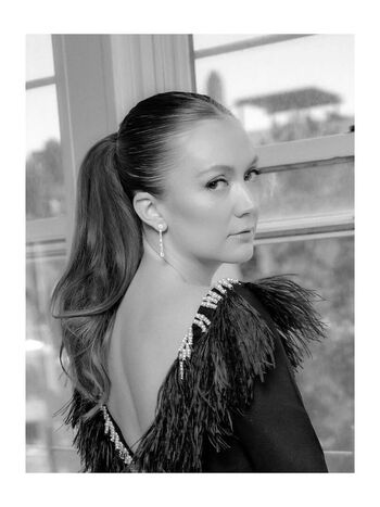 Billie lourd image