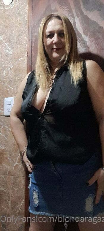 blondaragazza74
