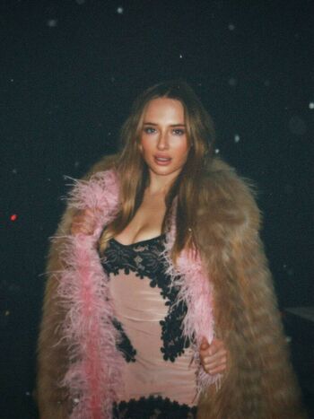 Blondinka Drive Angelina