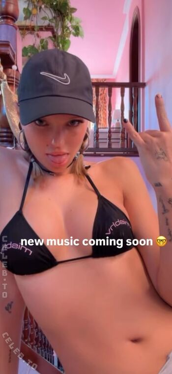 Bonnie strange image