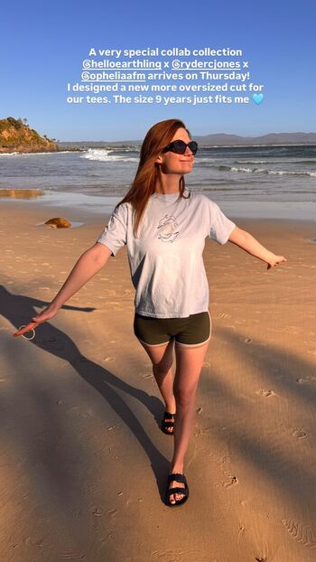 Bonnie wright image