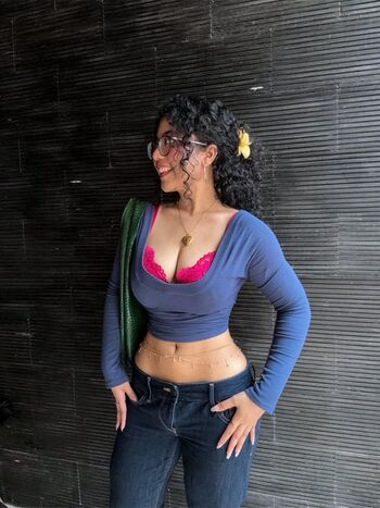 Bootlegshakira image