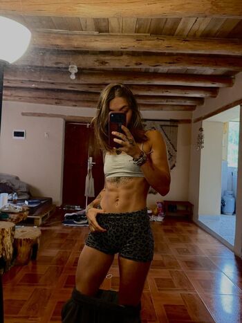 Bootyely image