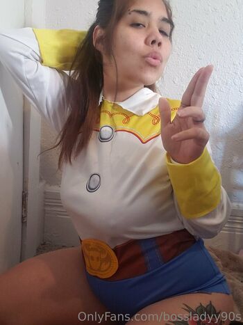 Bossladyy90s image