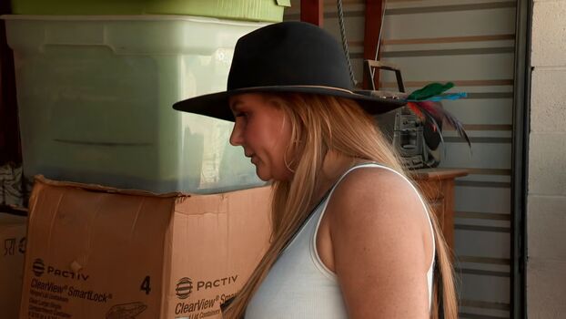 Brandi passante page 4 image
