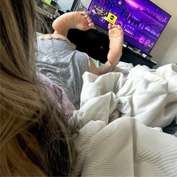 Brattybrainiac image