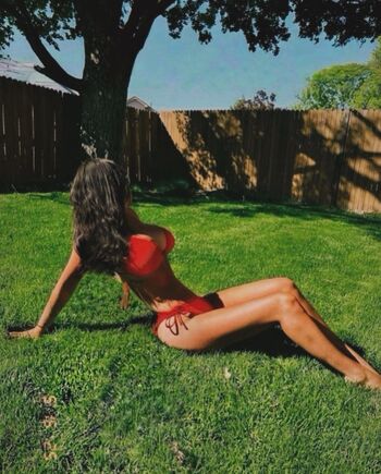 Briana graves image