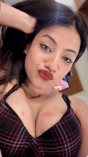 Brishti samaddar 1 image