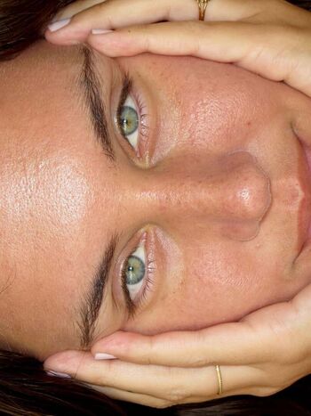 Brit manuela page 2 image