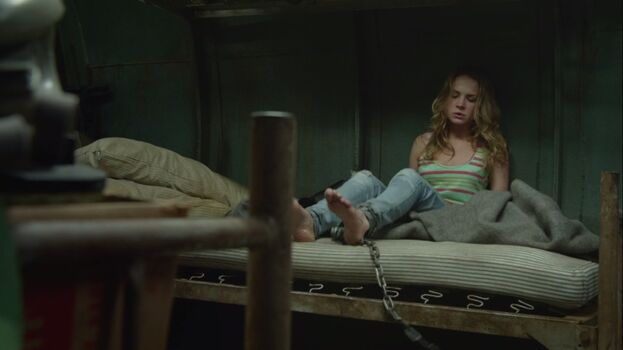 Britt robertson image