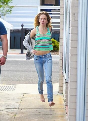 Britt robertson image