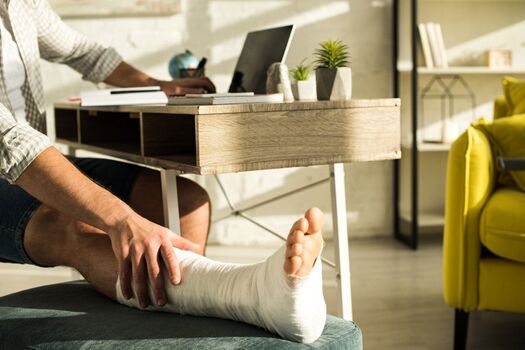 Brokenleg image