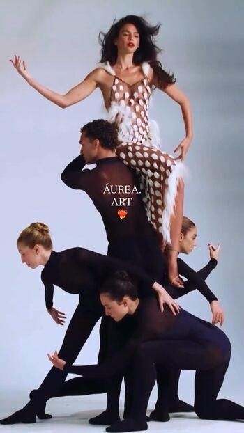 Bruna marquezine page 2 image