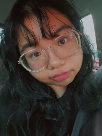 Bunniiigirlgirl image