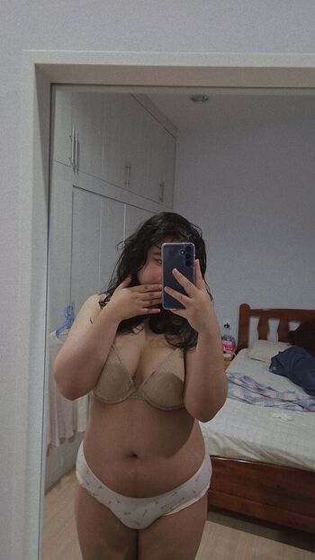 Bunniiigirlgirl image