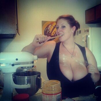 Busty mara image