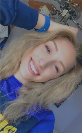 Caitlin beevers image