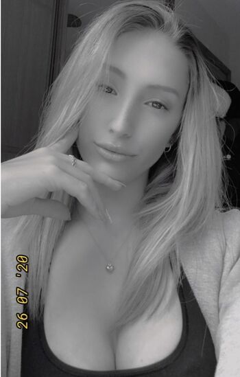 Caitlin beevers image