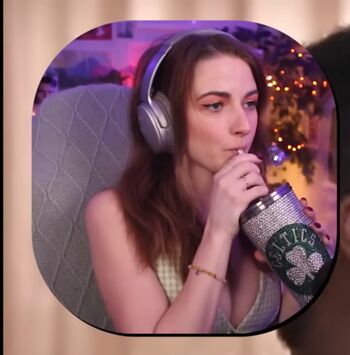 Caitlin marie reacts image