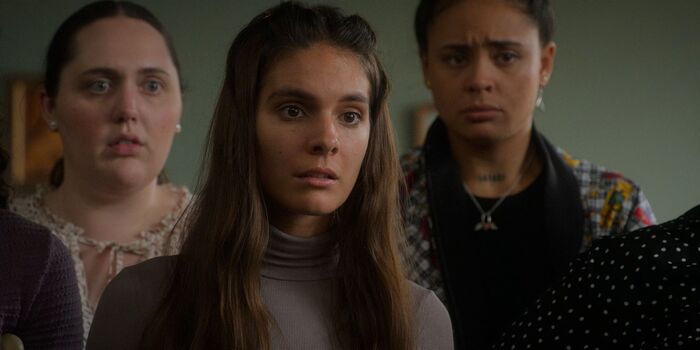 Caitlin stasey image