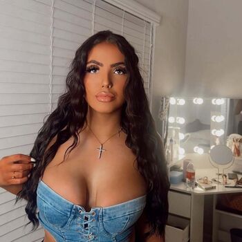 Cameron lavelle image