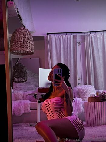 Camila killa 1 image