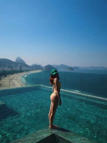 Camila pudim image