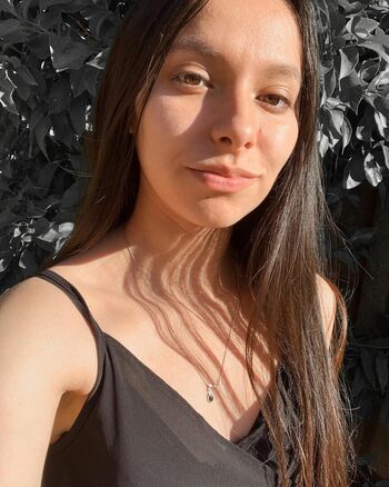 Camila riquelme image