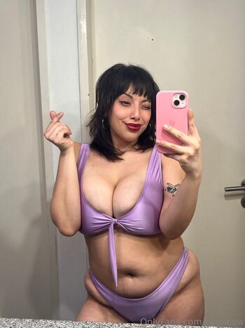 Camilacow image