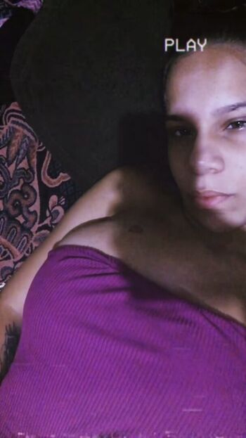 Camilaferreirai image