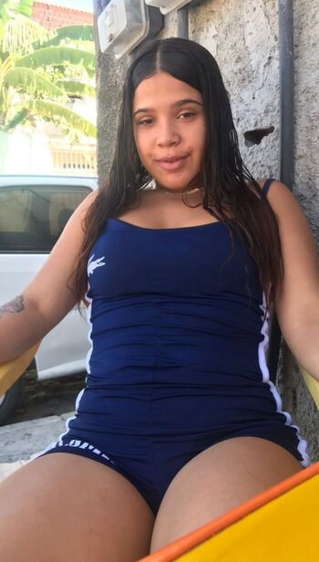 Camilaferreirai image