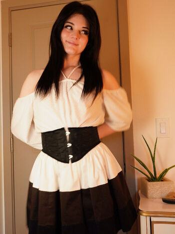 Camillaisadoll image