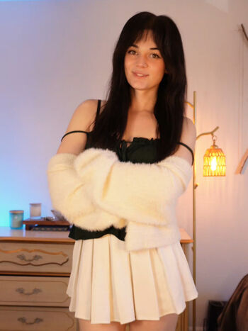 Camillaisadoll image