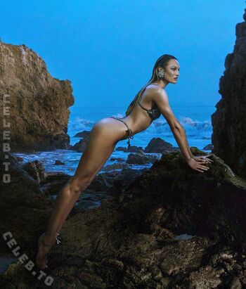 Candice swanepoel image