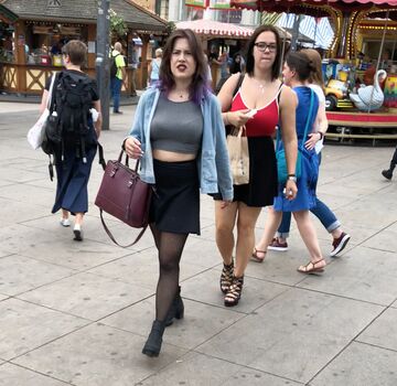 CANDID Boobs