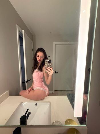 Caprettalove image
