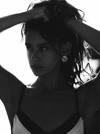 Carla guetta image