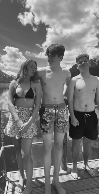 Carla sophie schell image