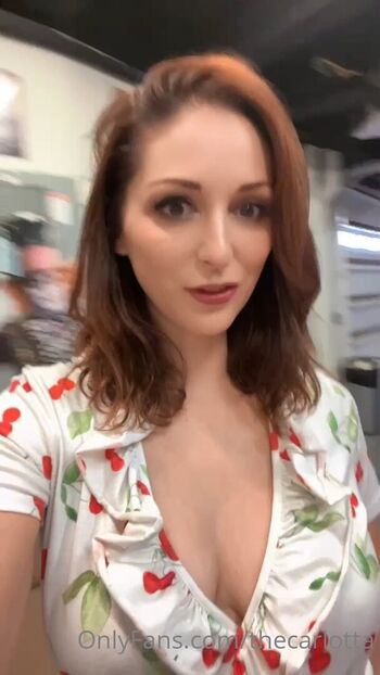 Carlotta champagne 1 image