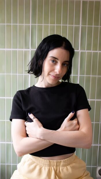 Carly incontro page 2 image