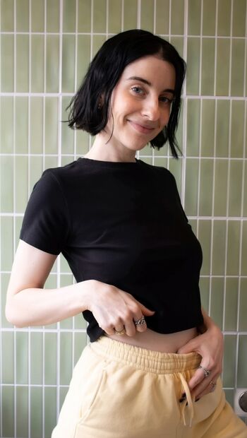 Carly incontro page 2 image