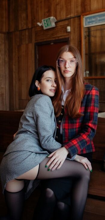 Carly incontro page 2 image