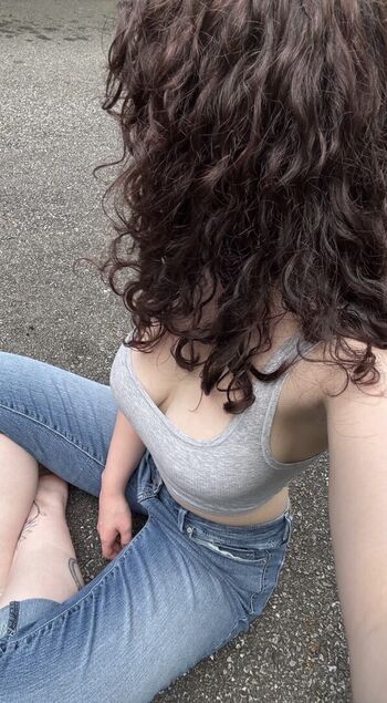 Carly mariss image