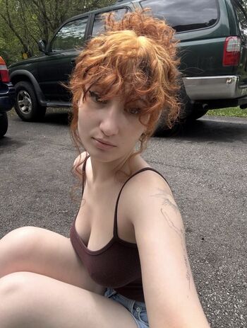 Carly mariss image