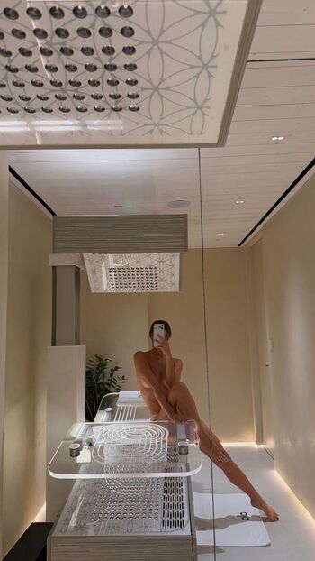 Carmella rose 1 image