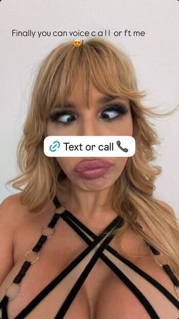 Carmen caliente image